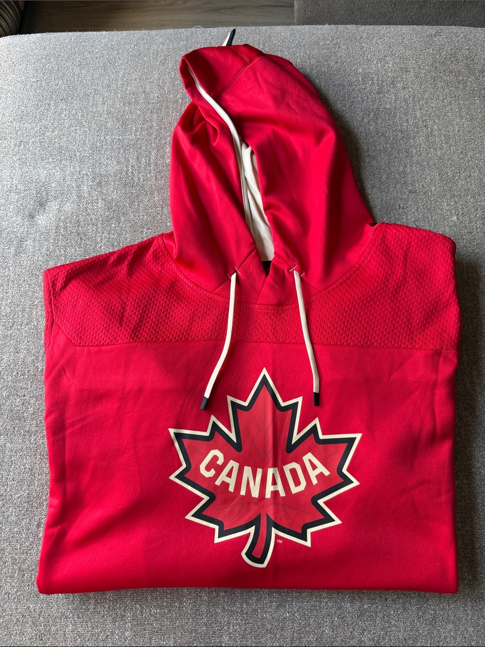 Fanatics Red Canada Maple Leaf Pullover Hoodie - 4 Nations Face-Off